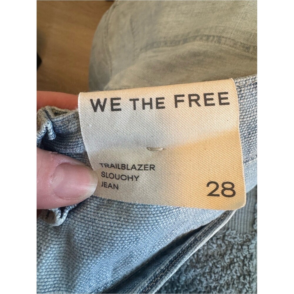 We The Free Trailblazer Convertible Zip Jeans in light denim NWT - Picture 9 of 11
